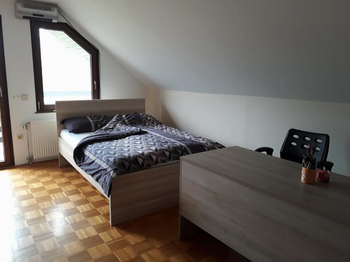 B&B Cerne Polhov Gradec Exterior foto